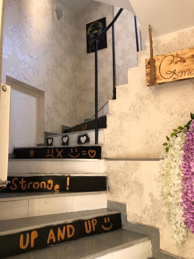 Hotel G&G Тбилиси Екстериор снимка