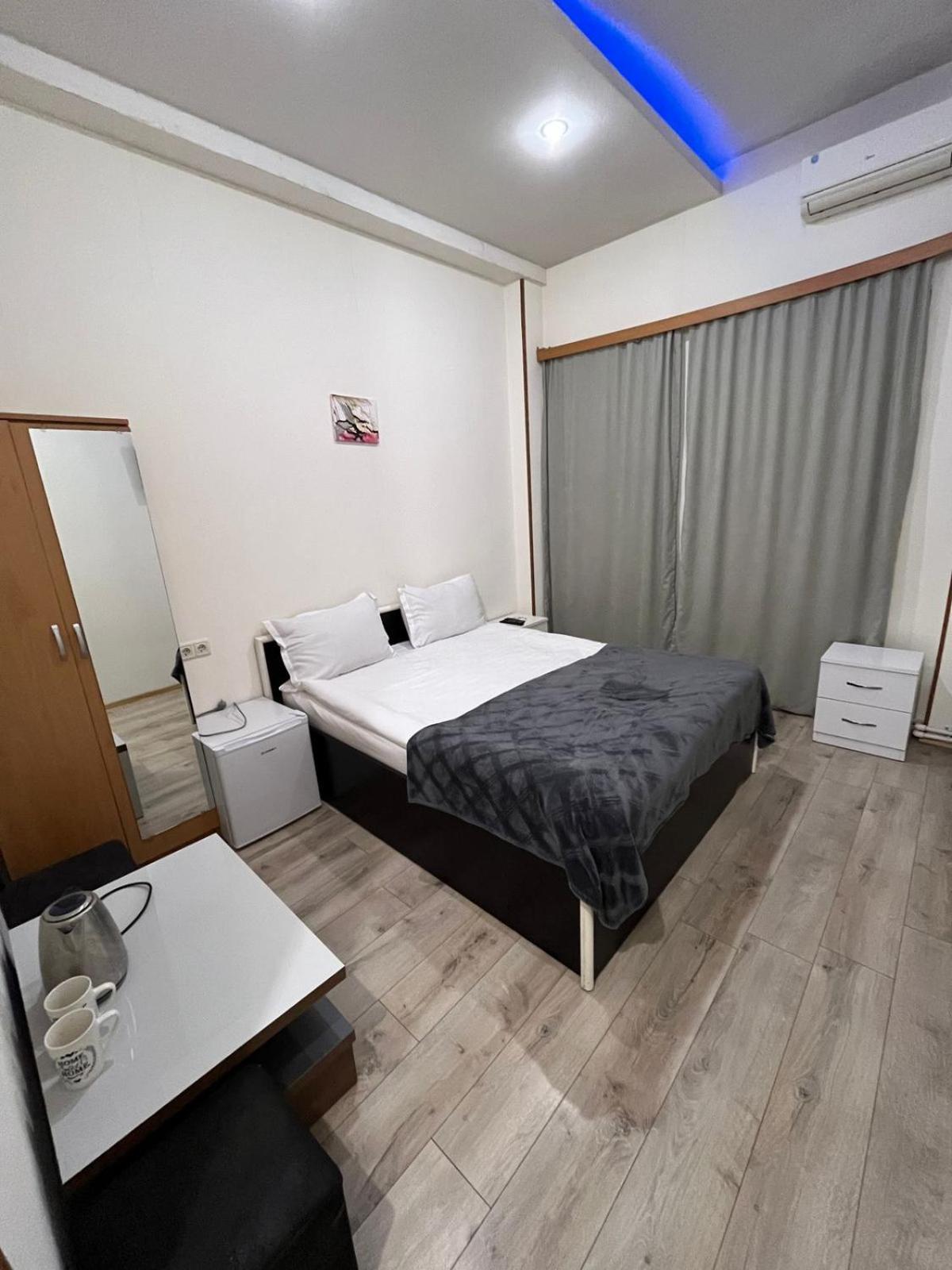 Hotel G&G Тбилиси Екстериор снимка