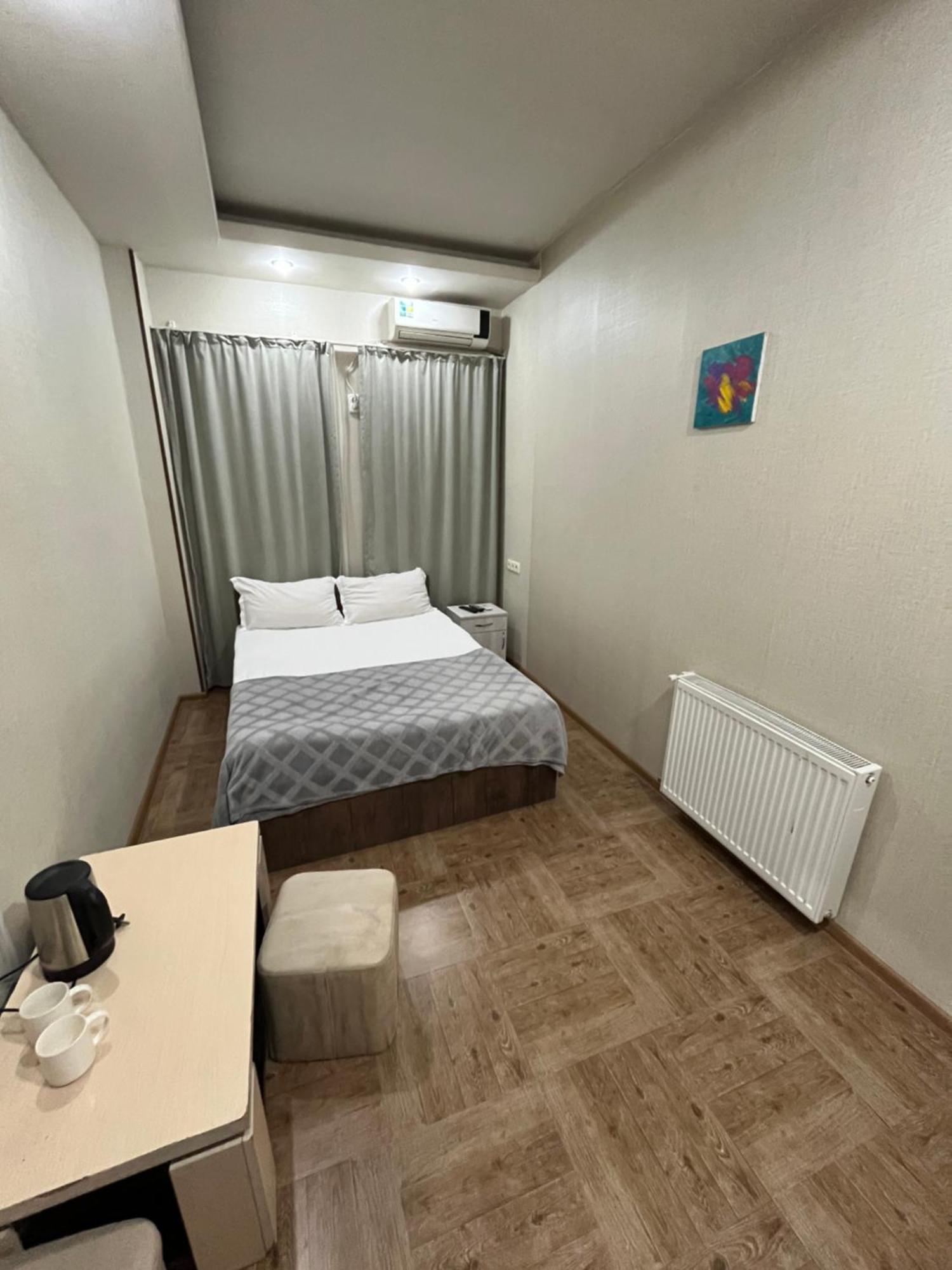 Hotel G&G Тбилиси Екстериор снимка