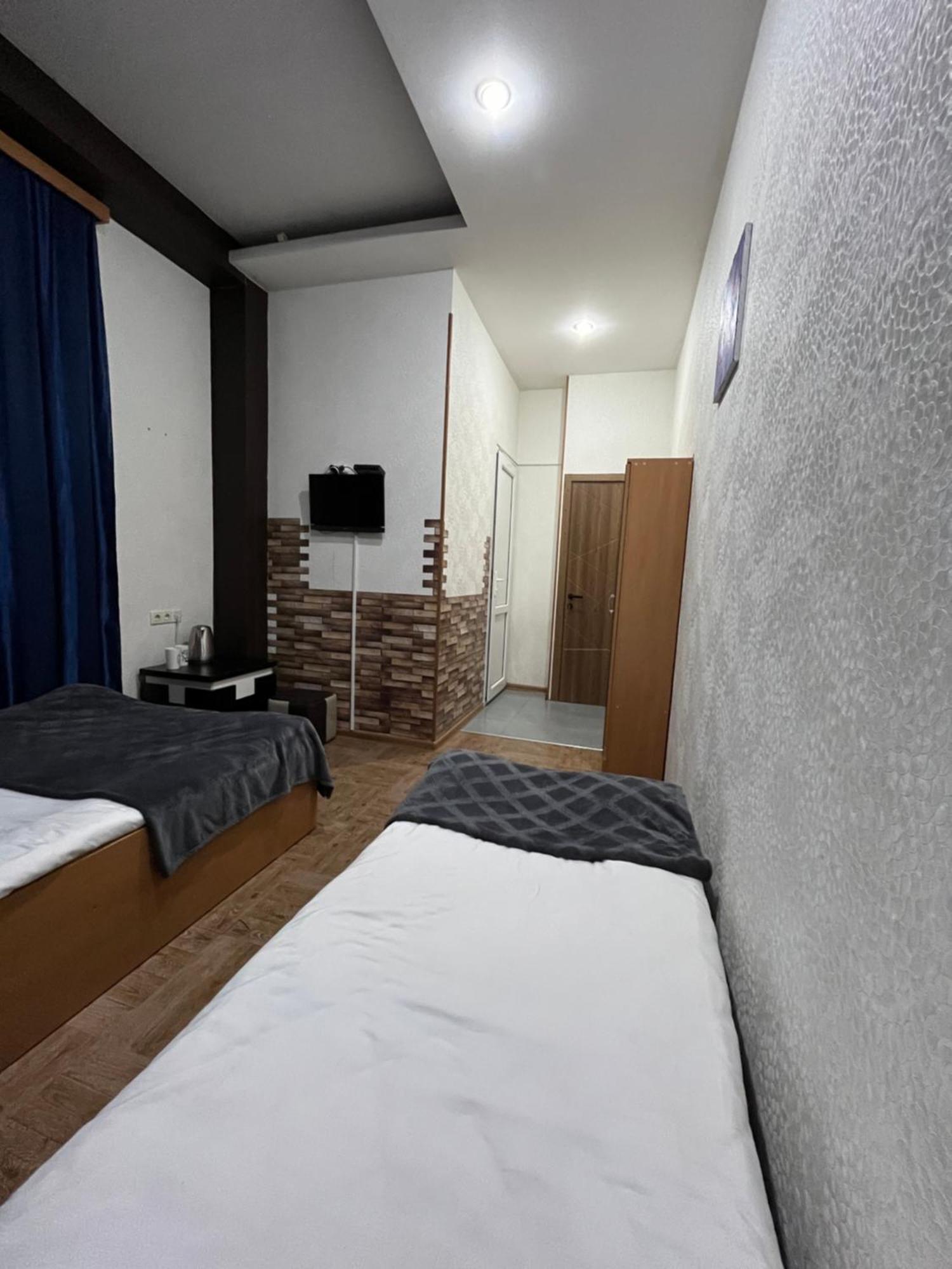 Hotel G&G Тбилиси Екстериор снимка