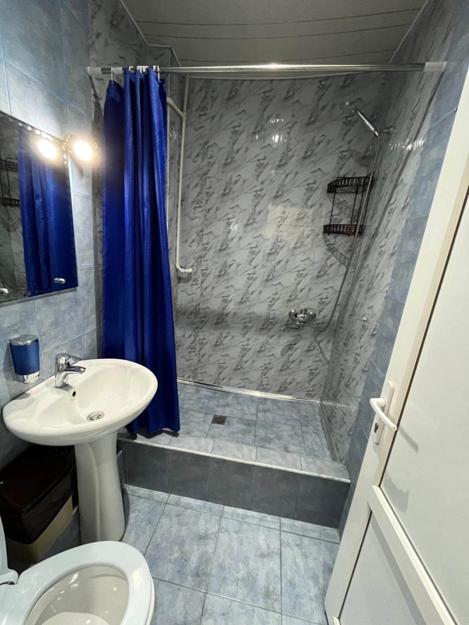 Hotel G&G Тбилиси Екстериор снимка