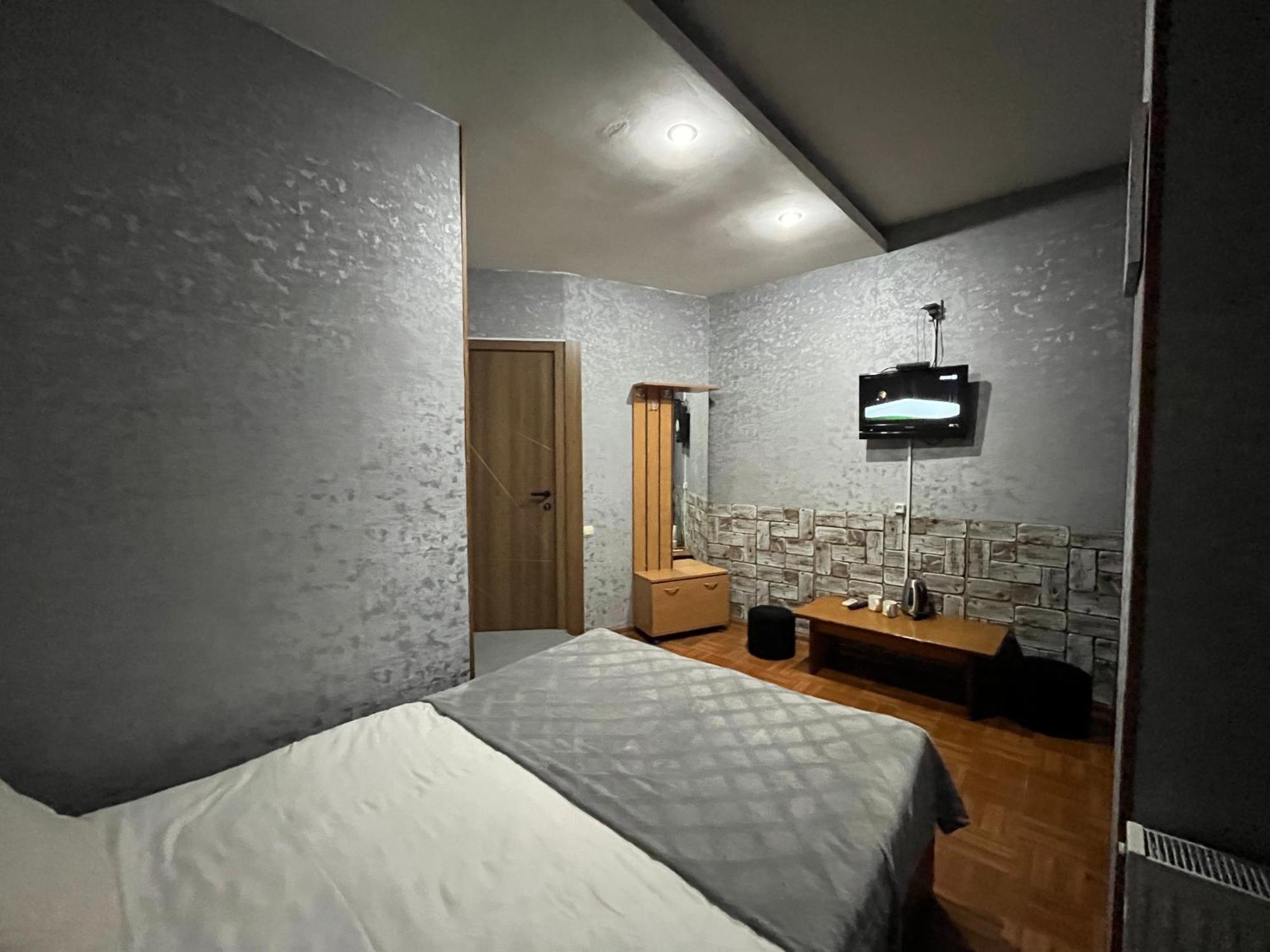 Hotel G&G Тбилиси Екстериор снимка